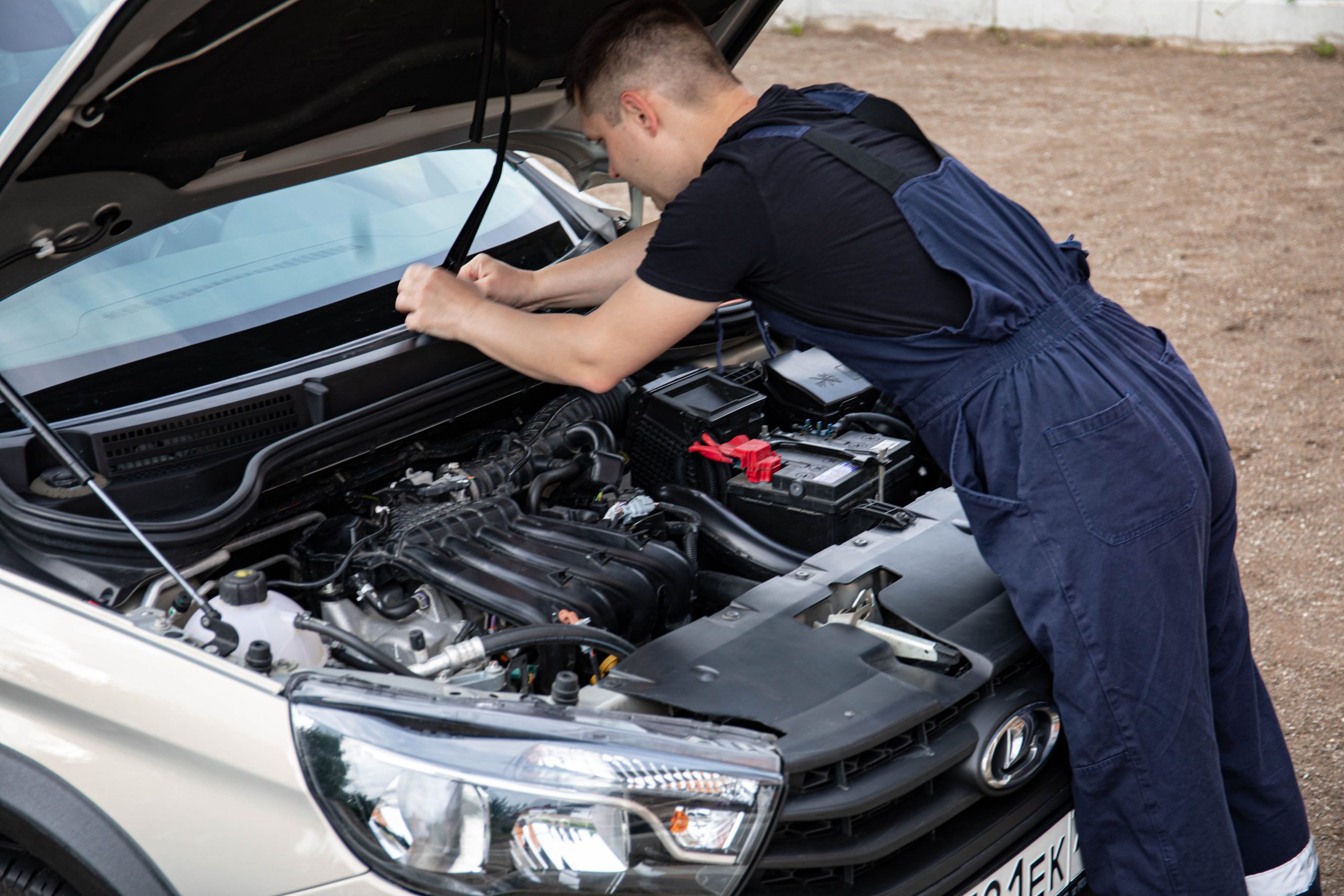 Rear Main Seal: What It Is & Replacement Cost Guide