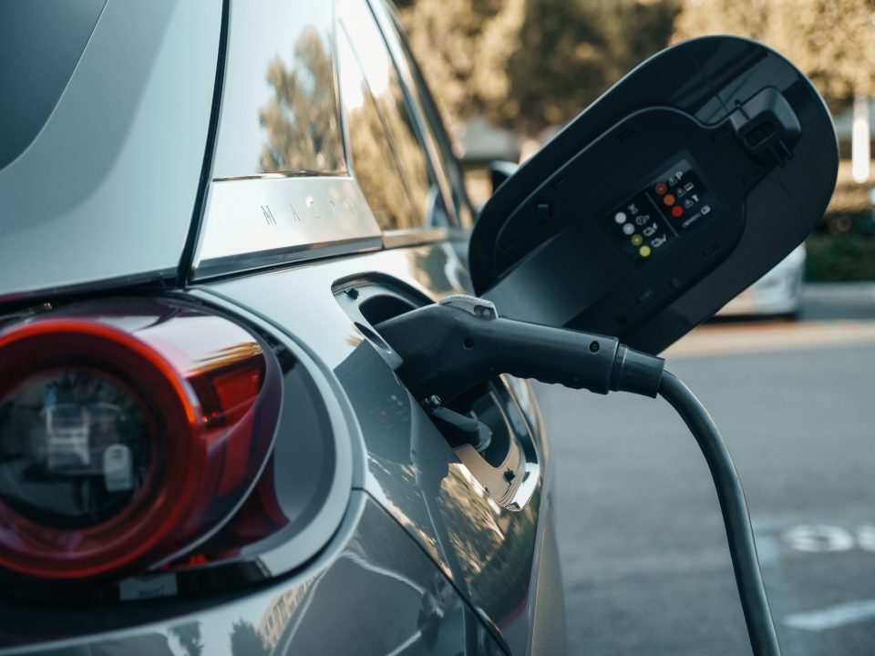 Are Hybrids More Expensive to Maintain Than Gas Cars?